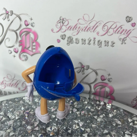 M&m storage container blue candy toy back opens blue candy chocolate 🍫 classic - Picture 6 of 6